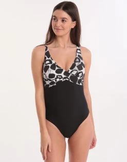 Saint Tropez DD/E Underwired Wrap Swimsuit- Black 9 Saint Tropez DD/E Underwired Wrap Swimsuit- Black -Fashionable Swimwear Store 78934 MT 1 5